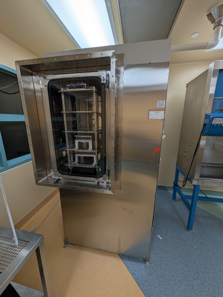 Image of Millrock MAX85S4 Freeze Dryer With Stoppering Shelves And Control System